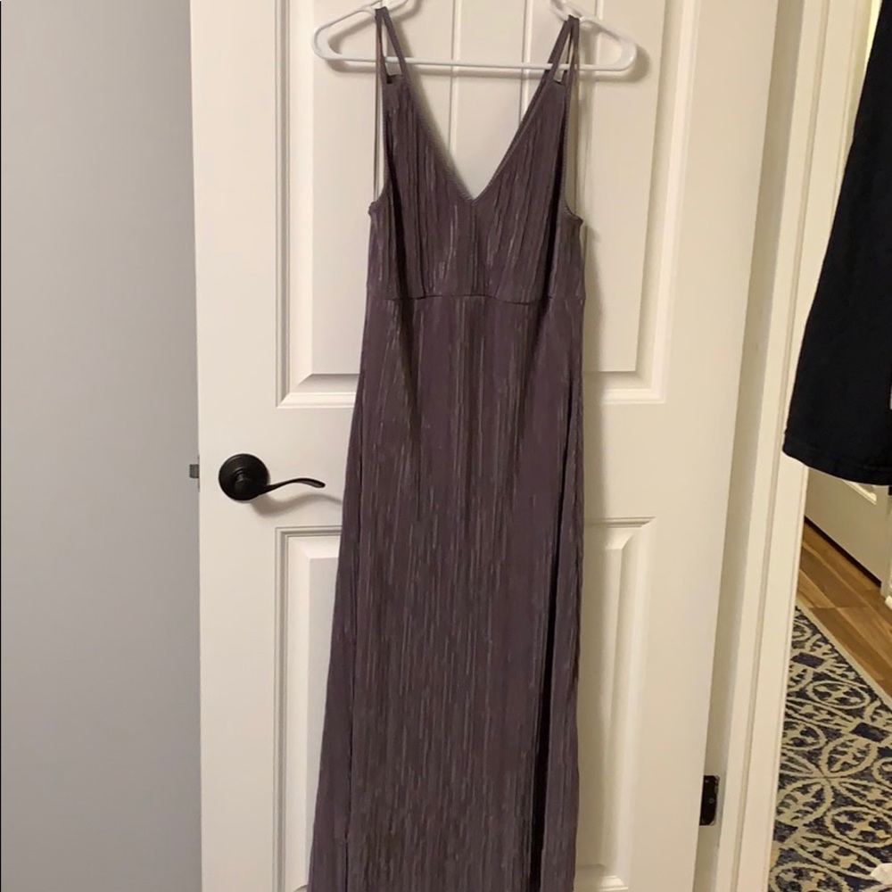 *SOLD* Long grey pouter dress.